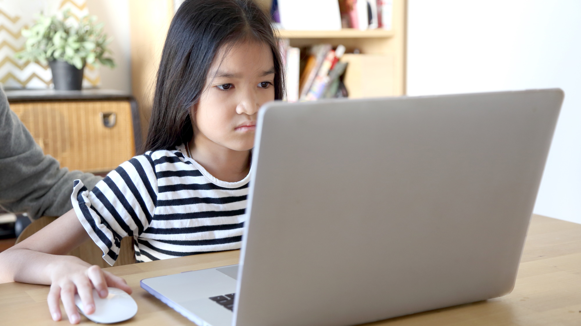 چگونه ChatGPT میتواند به تحصیل شما کمک کند