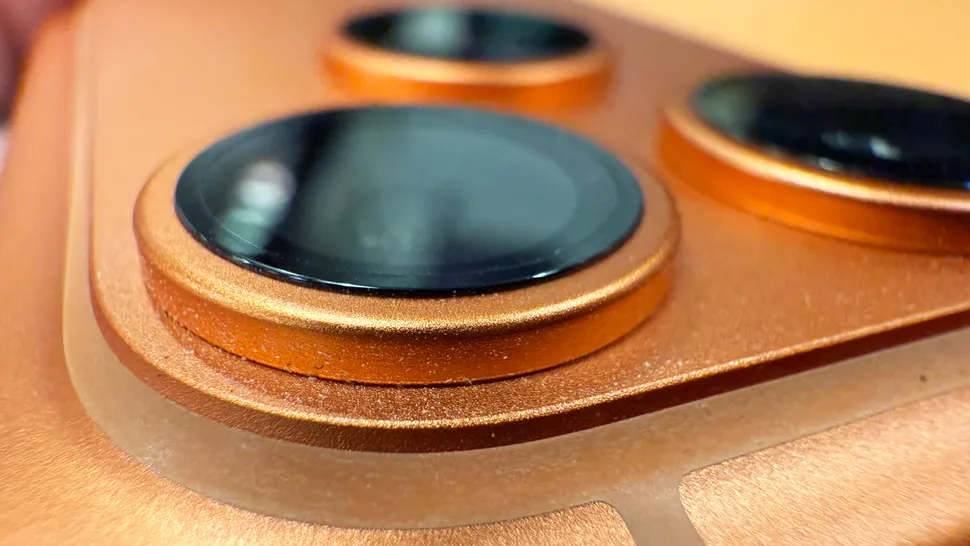 آیفون 17 پرو