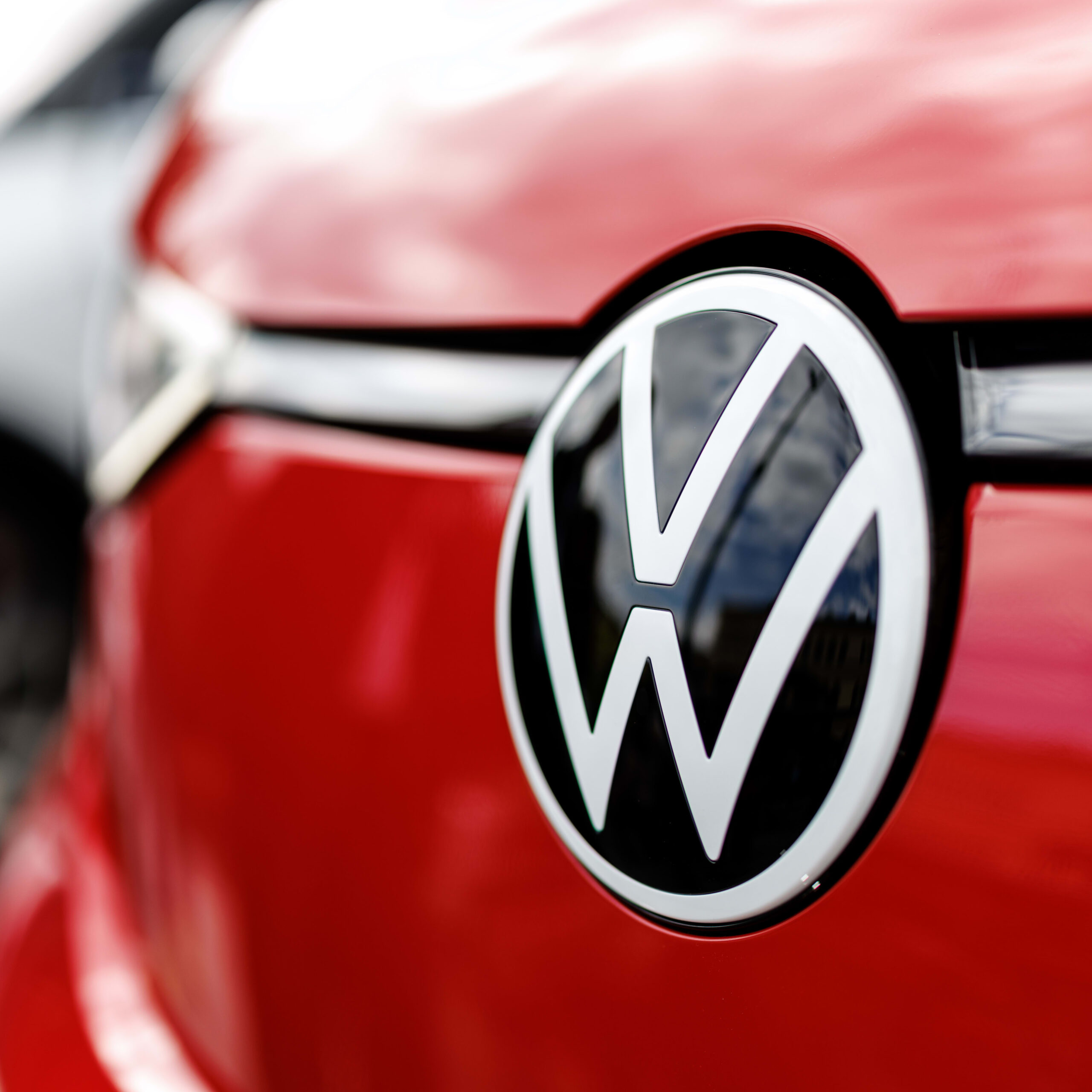 سرمایه‌گذاری ۱.۲ میلیارد دلاری فولکس‌واگن بر هوش مصنوعی