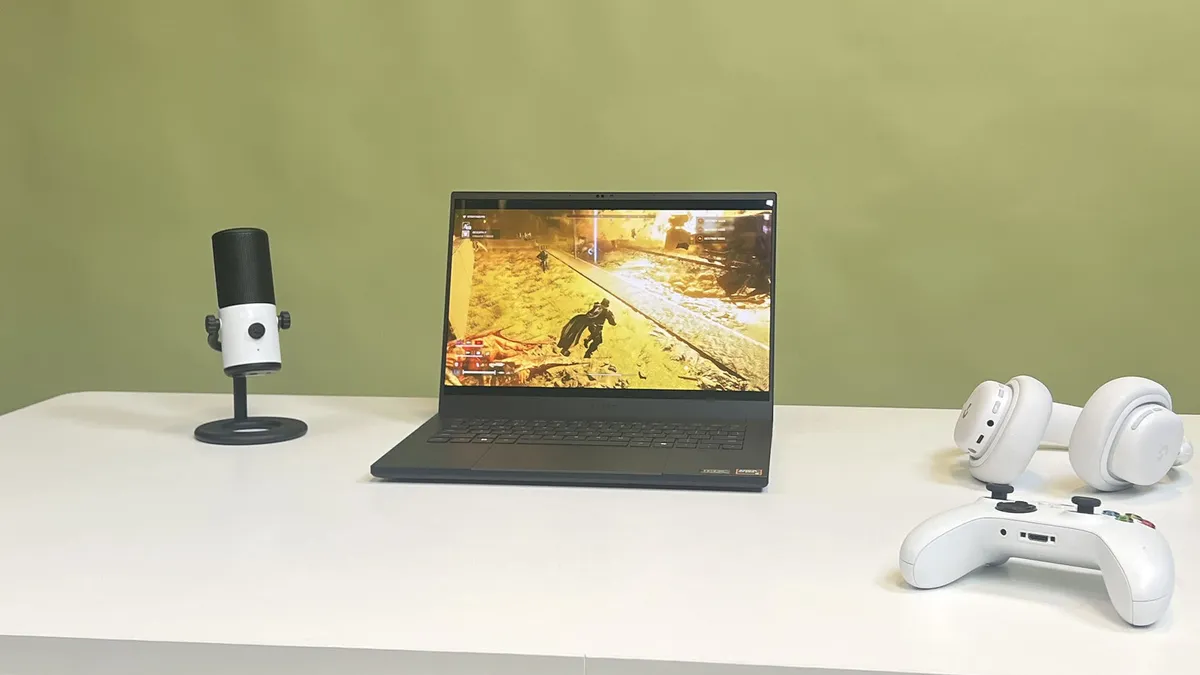 بهترین لپ تاپ گیمینگ سبک و باریک 2025