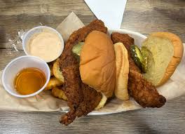 اپلیکیشن دیو هات چیکن