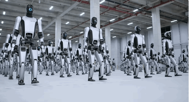 ربات انسان‌نما UBTech Walker S2