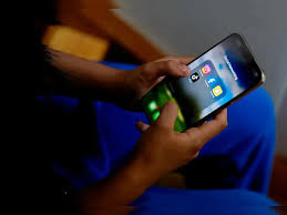 ممنوعیت استفاده از رسانههای اجتماعی برای زیر 16 سال